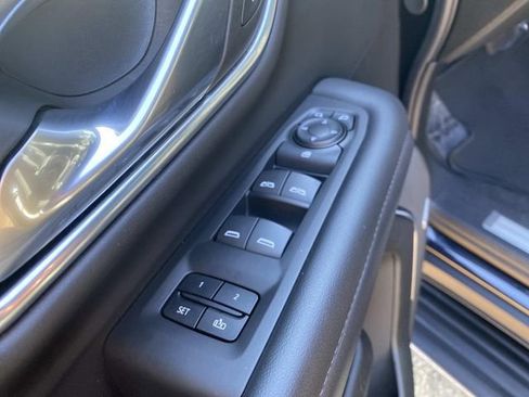 Used 2024 Chevrolet Tahoe LT image 19