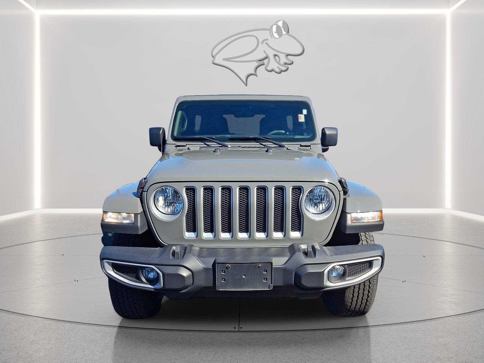 Used 2022 Jeep Wrangler Unlimited Sahara w/ Cold Weather Group AWD/4WD image 7