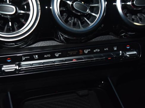 Used 2024 Mercedes-Benz EQB 300 300 image 14