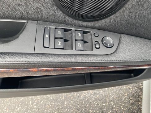 Used 2010 BMW 328i xDrive Sedan w/ Premium Pkg AWD/4WD image 12