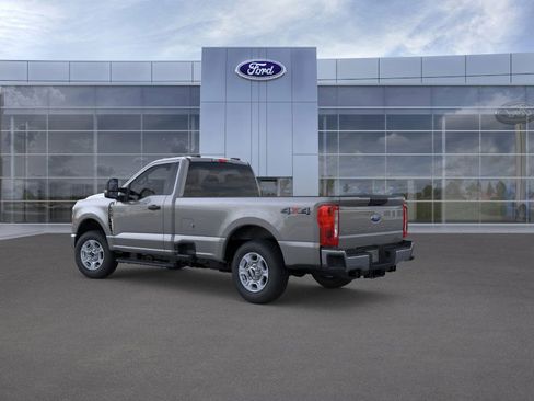 Used 2026 Ford F250 XLT image 4