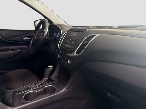 Used 2020 Chevrolet Equinox LT w/ Driver Convenience Package FWD image 29