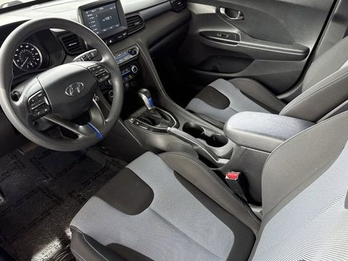 Used 2019 Hyundai Veloster 2.0 FWD image 5