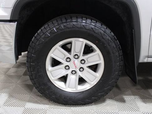Used 2018 GMC Sierra 1500 SLE w/ SLE Value Package AWD/4WD image 41