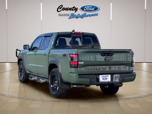 Used 2022 Nissan Frontier PRO-4X image 24