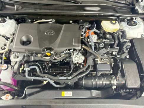 Used 2026 Toyota Camry SE FWD image 31