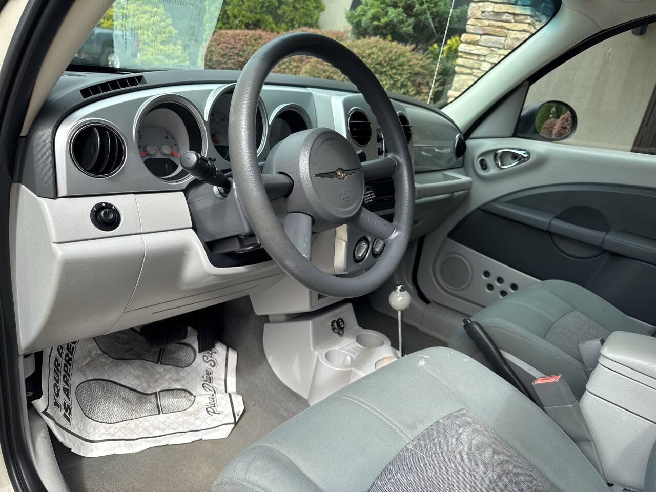 Used 2007 Chrysler PT Cruiser Touring FWD image 10