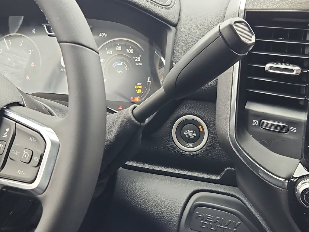 New 2026 RAM 2500 Laramie AWD/4WD image 27