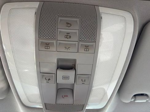 Used 2015 Mercedes-Benz GLK 350 2WD image 40