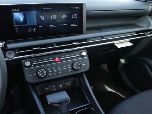 Used 2026 Hyundai Tucson SE image 13