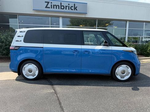 New 2025 Volkswagen ID. Buzz 1st Edition image 2