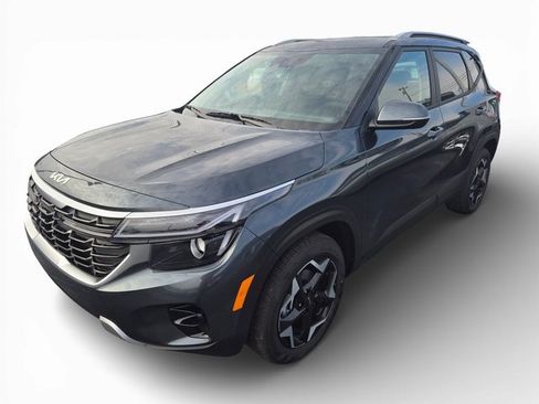 New 2026 Kia Seltos S image 8