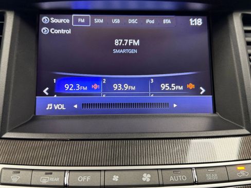 Used 2019 INFINITI QX60 Luxe w/ Essential Package image 21