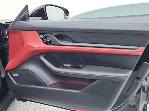 Used 2020 Porsche Taycan 4S w/ Premium Package image 35