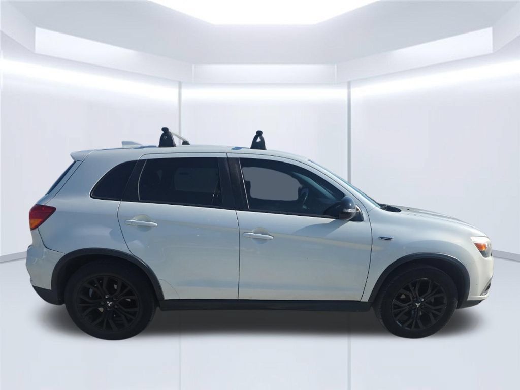 Used 2019 Mitsubishi Outlander Sport LE FWD image 4
