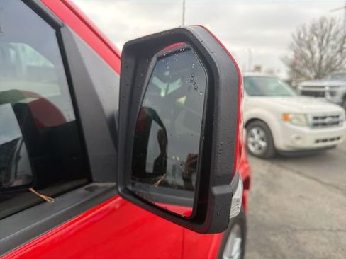 Used 2019 Ford F150 Lariat w/ Equipment Group 502A Luxury image 5