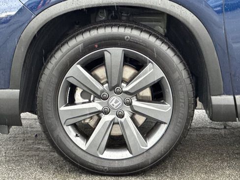 Certified 2025 Honda Pilot Sport image 28