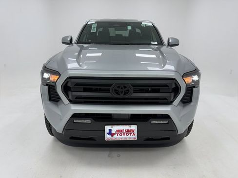 New 2026 Toyota Tacoma SR5 image 3