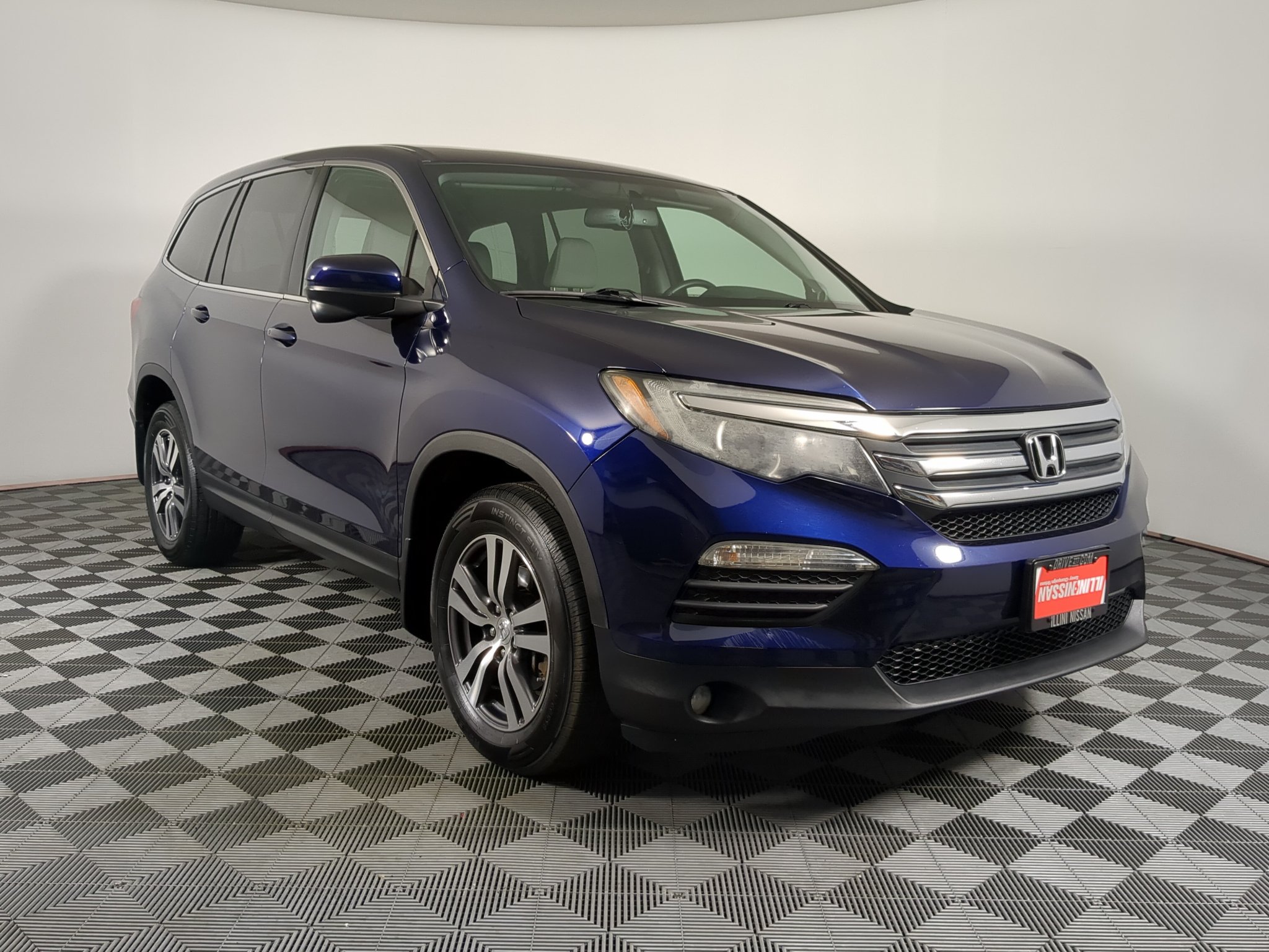 Used 2017 Honda Pilot EX-L image 1