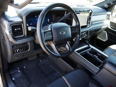 Used 2024 Ford F250 Platinum w/ Tremor Off-Road Package AWD/4WD image 11