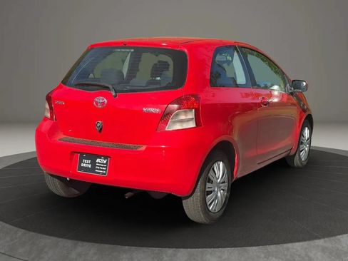 Used 2007 Toyota Yaris 2-Door Hatchback FWD image 6