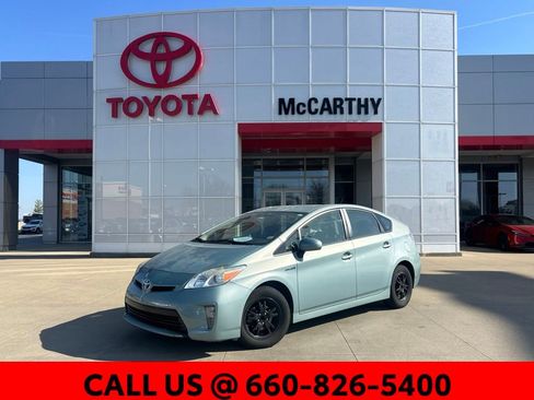Used 2015 Toyota Prius Two image 1