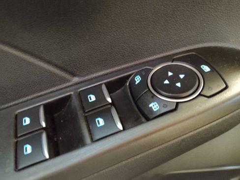 Used 2021 Ford Escape SEL FWD image 27