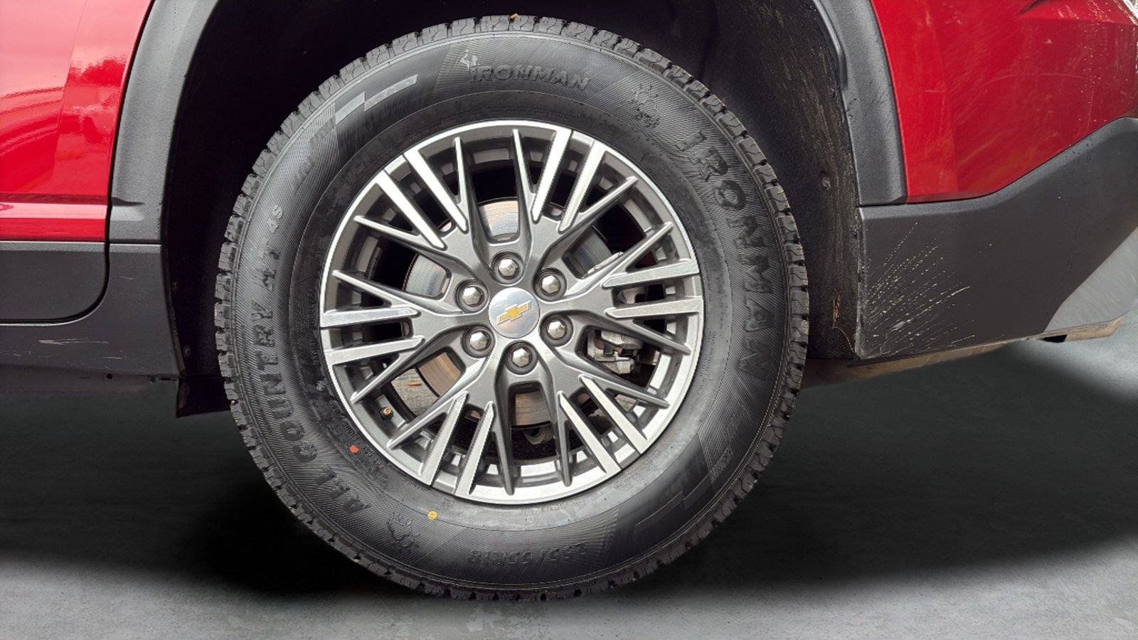Used 2026 Chevrolet Traverse LT w/ LPO, Floor Liner Package FWD image 26