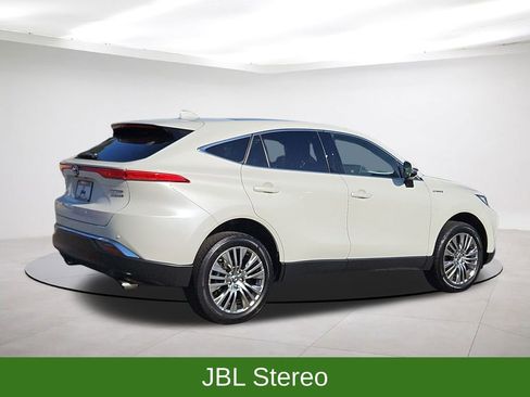 Used 2021 Toyota Venza Limited image 7