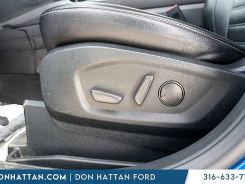 Used 2022 Ford Edge SEL image 18