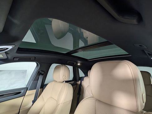 New 2026 Porsche Macan S image 30