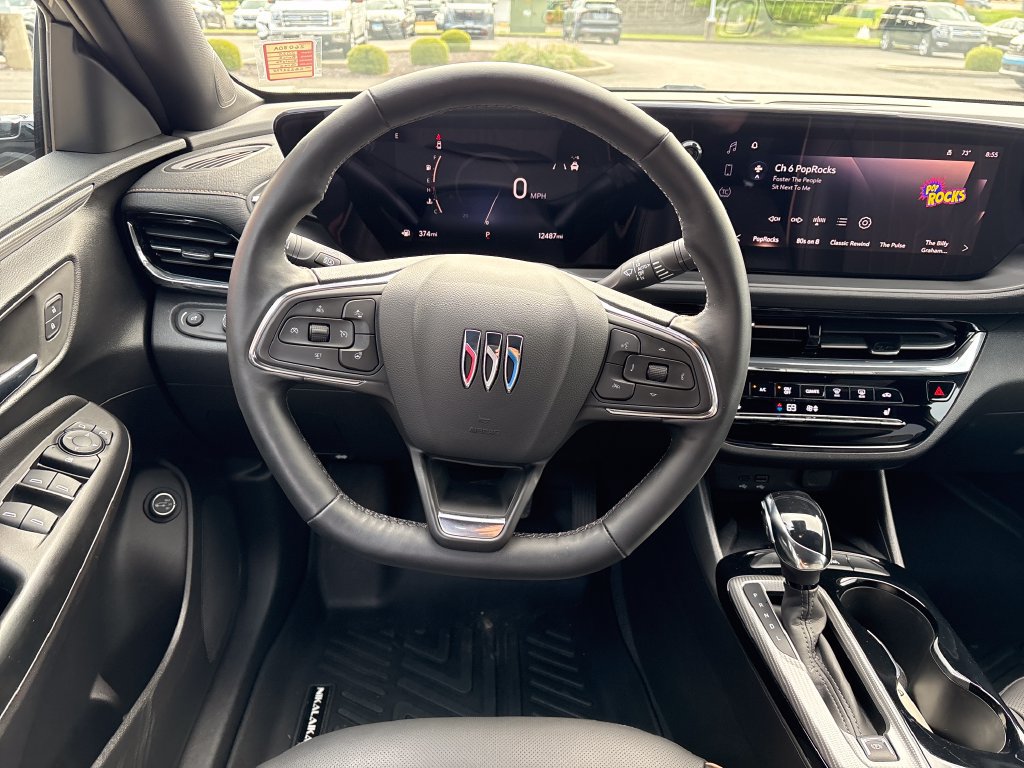 Used 2025 Buick Envista Sport Touring FWD image 13