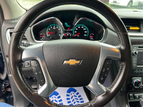 Used 2017 Chevrolet Traverse LT AWD/4WD image 17