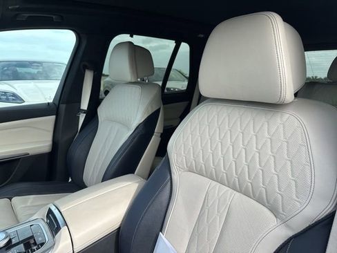 Used 2021 BMW X5 M50i w/ Executive Package AWD/4WD image 16