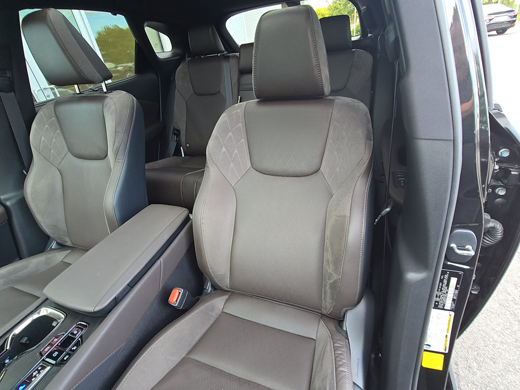 Used 2025 Lexus RX 350 AWD w/ Convenience Package image 20