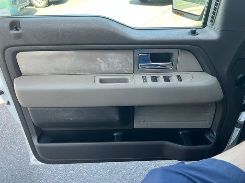 Used 2010 Ford F150 XLT RWD image 6