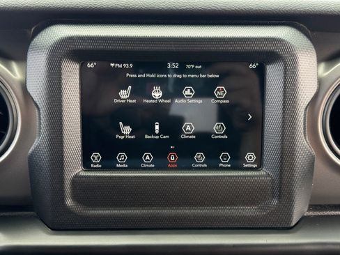 Used 2022 Jeep Wrangler Unlimited Sport AWD/4WD image 15