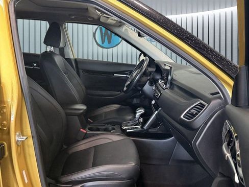 Used 2021 Kia Seltos SX w/ SX Sunroof Package image 6