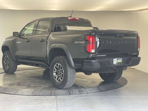 Used 2023 Chevrolet Colorado ZR2 w/ ZR2 Convenience Package III AWD/4WD image 3