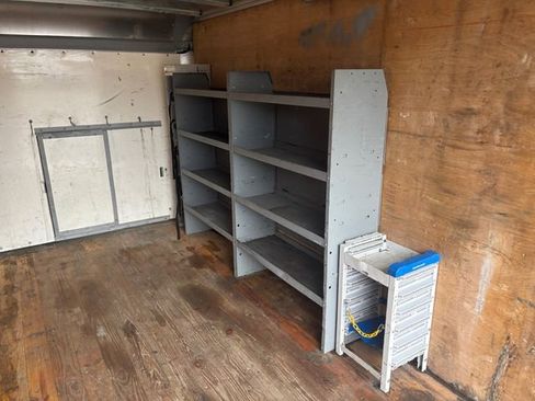 Used 2017 Chevrolet Express 3500 w/ Chrome Appearance Package image 21