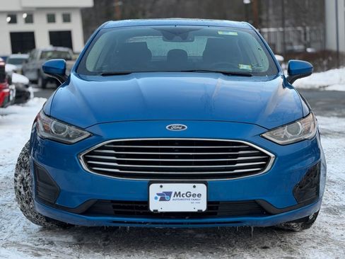 Used 2020 Ford Fusion SE image 2