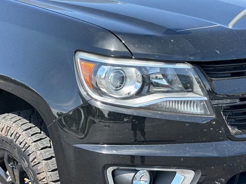 Used 2018 Chevrolet Colorado Z71 w/ Z71 Midnight Edition AWD/4WD image 43