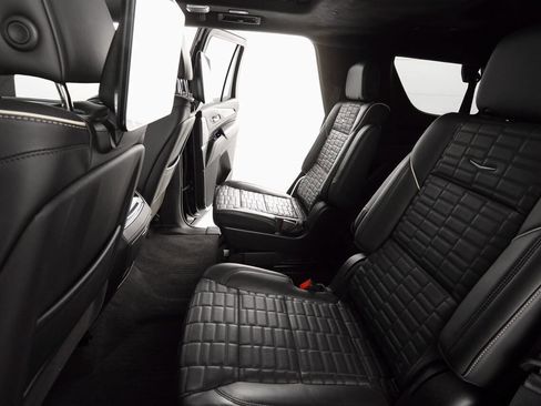 Used 2023 Cadillac Escalade V image 15