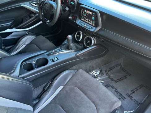 Used 2018 Chevrolet Camaro SS image 18