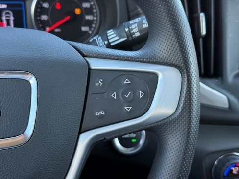 Used 2023 GMC Terrain SLE w/ Driver Convenience Package image 31