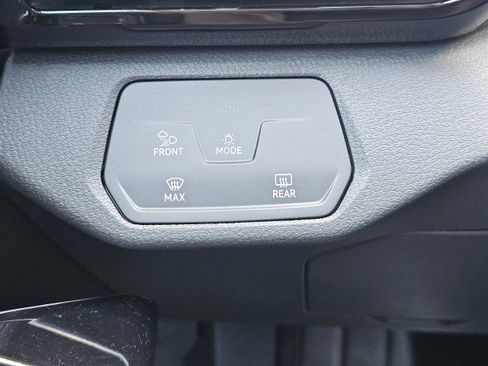 Used 2021 Volkswagen ID.4 Pro S RWD image 39