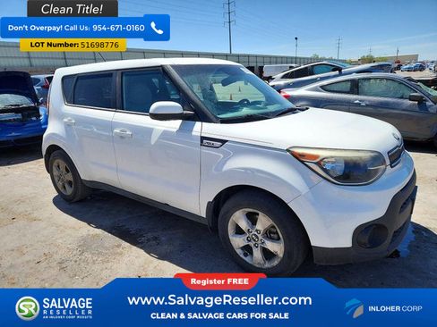 Used 2017 Kia Soul w/ Convenience Package FWD image 5