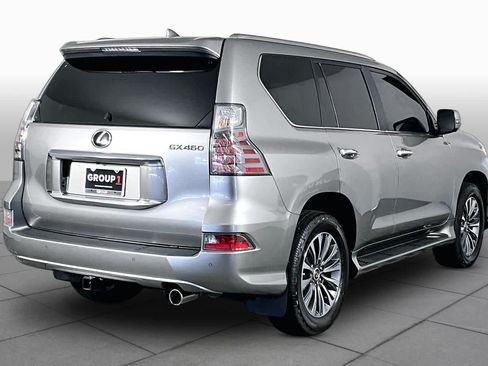 Used 2022 Lexus GX 460 Luxury w/ Accessory Package AWD/4WD image 12