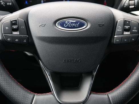 Used 2025 Ford Escape ST-Line AWD/4WD image 17