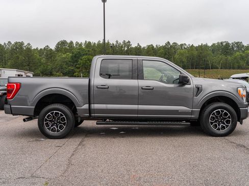 Certified 2022 Ford F150 XLT w/ Equipment Group 301A Mid AWD/4WD image 10